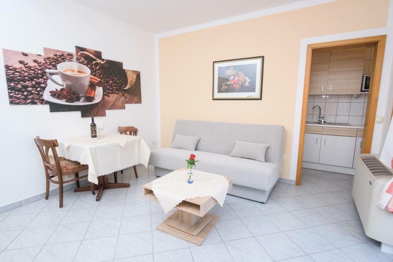 Apartments San Jozef Trogir Bagian luar foto