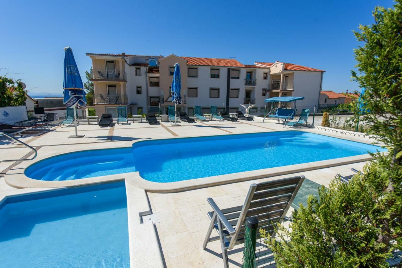 Apartments San Jozef Trogir Bagian luar foto